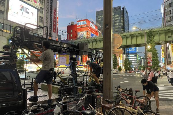 8 2021 BTS Bullet Train 01